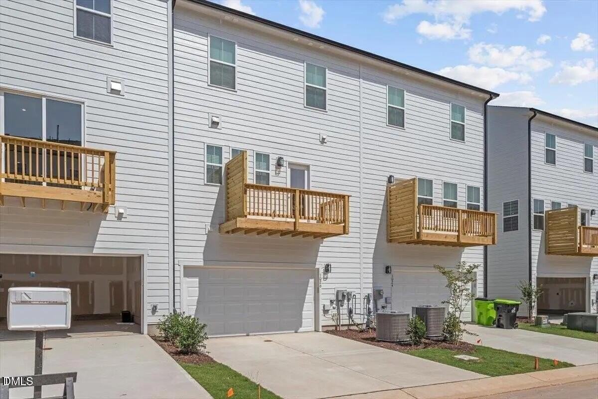 1026 Zelkova Lane - Photo 7 of 46