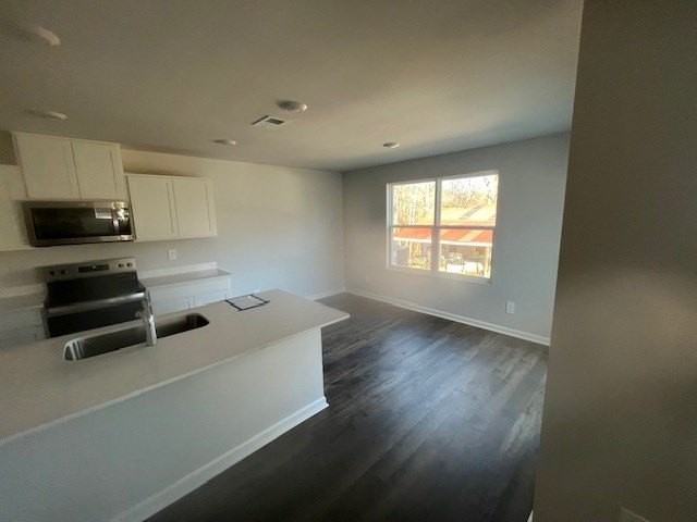 261 London Ct - Photo 3 of 10