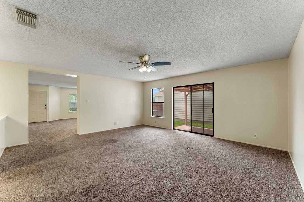 6863 Cypress Mist Dr #1 - Photo 7 of 33
