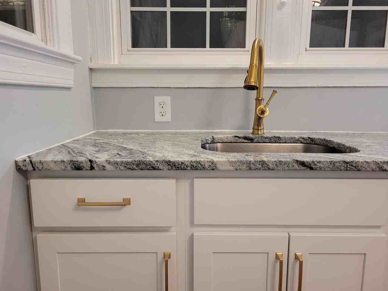 115 Walnut St #A - Photo 4 of 20