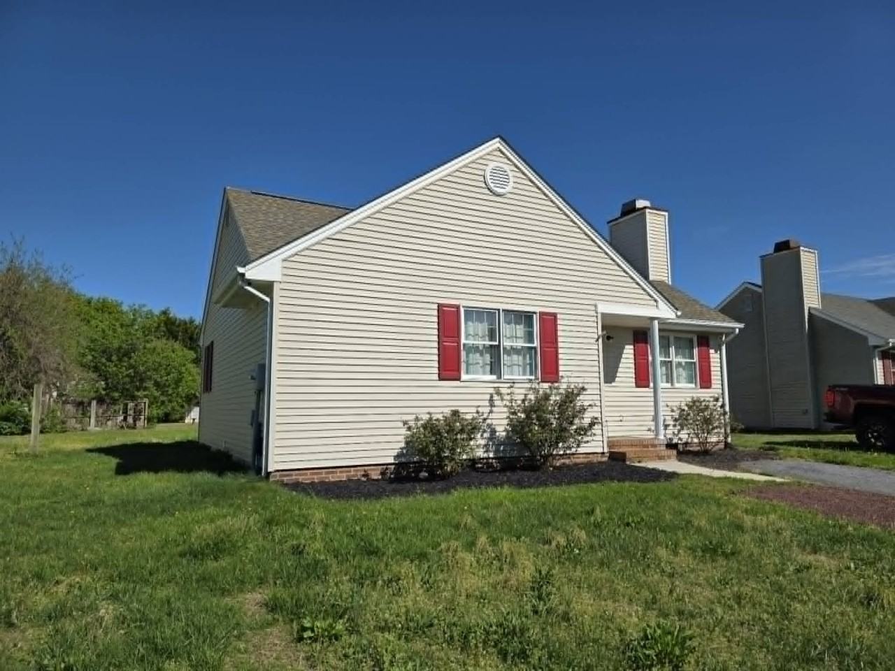 1405 Bantry Ln #1 - Photo 2 of 26