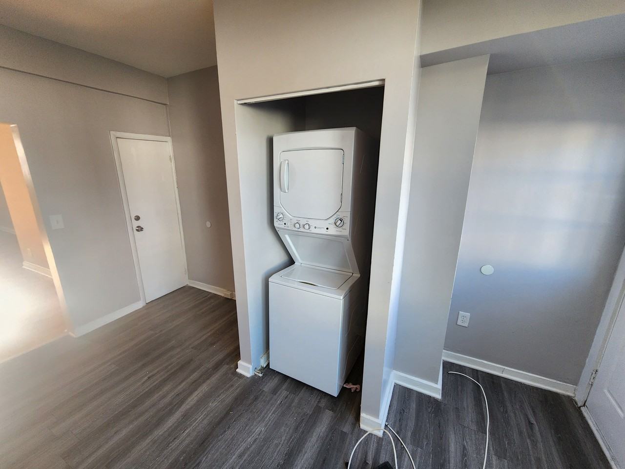 429 North Glover Street - Photo 7 of 7