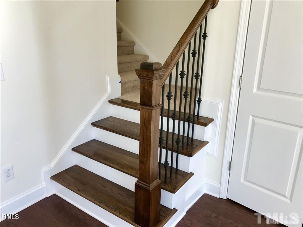 2017 Hayes Ln - Photo 5 of 23