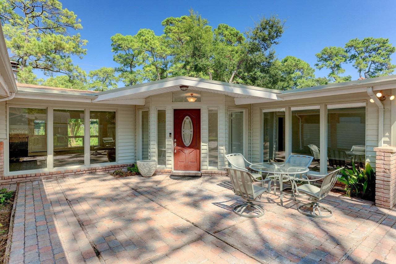 10226 Ivyridge Rd - Photo 2 of 37