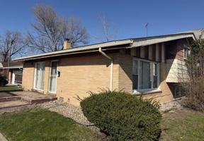 featured image of 14941 Evans Ave