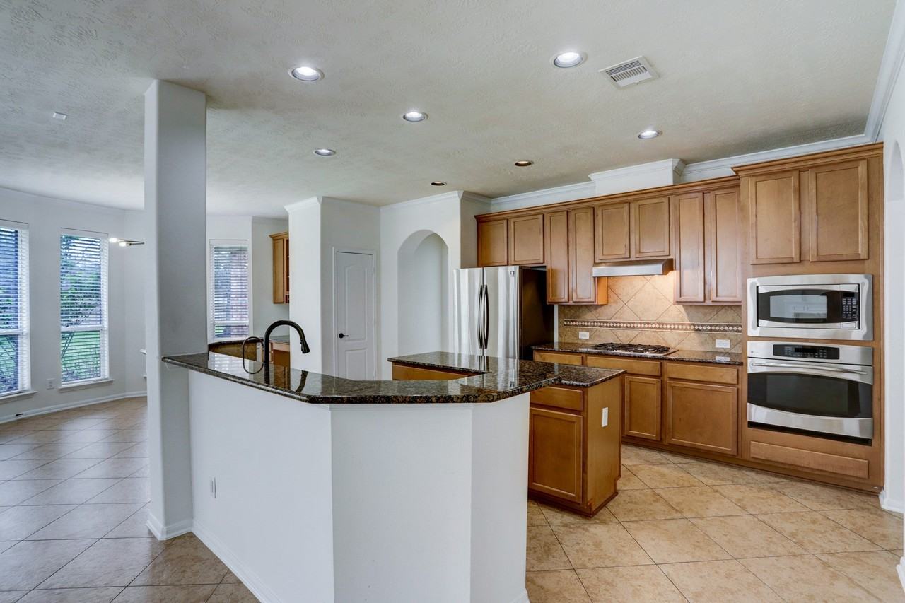 24823 Garnet Shadow Ln - Photo 7 of 22