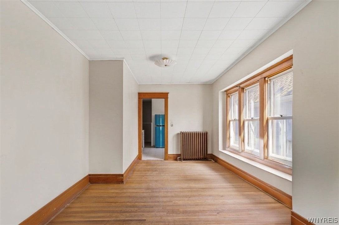 1067 Tonawanda St - Photo 5 of 14