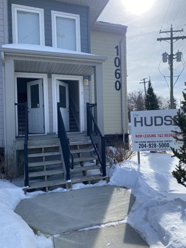 1060 Chevrier Blvd - Photo 5 of 9