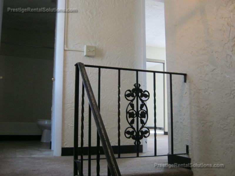 4 Adams Cir #I - Photo 6 of 14