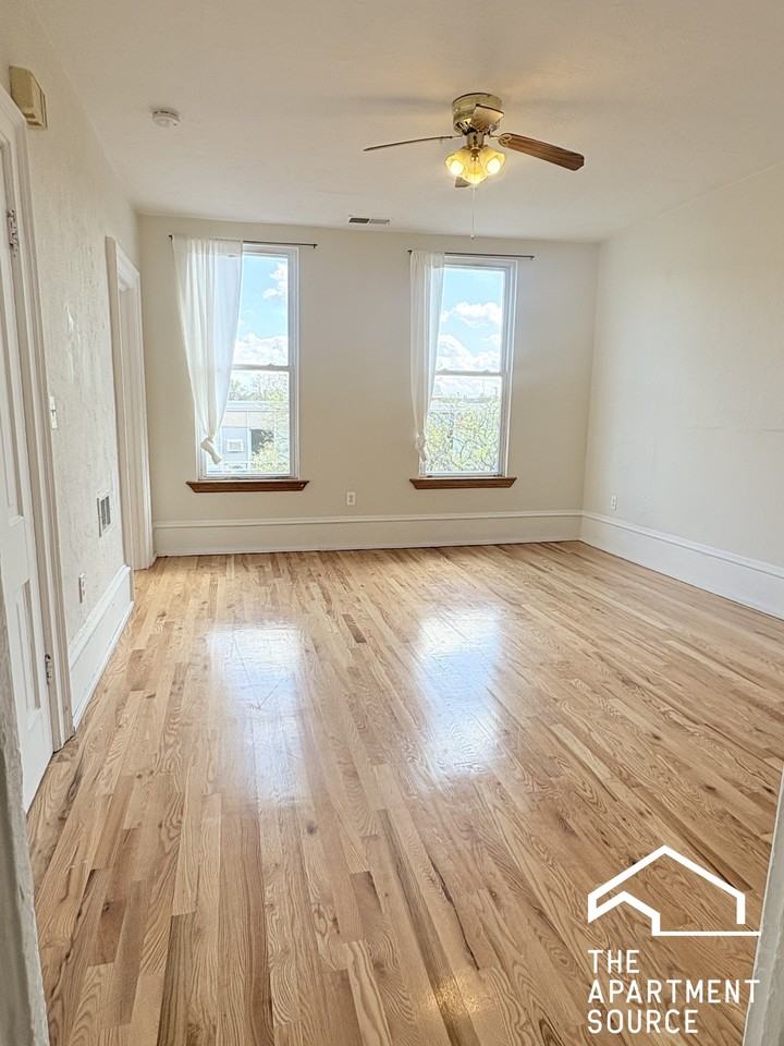 1638 W 18th Pl #3F - Photo 6 of 13