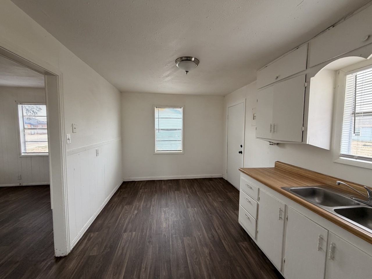 4507 Avenue G #1 - Photo 6 of 7