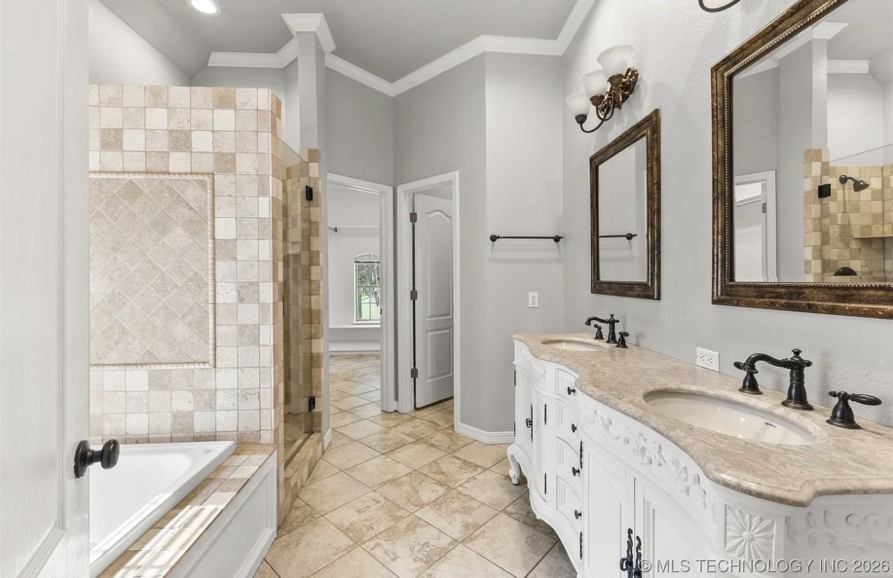 1505 Augusta Dr #1 - Photo 6 of 10