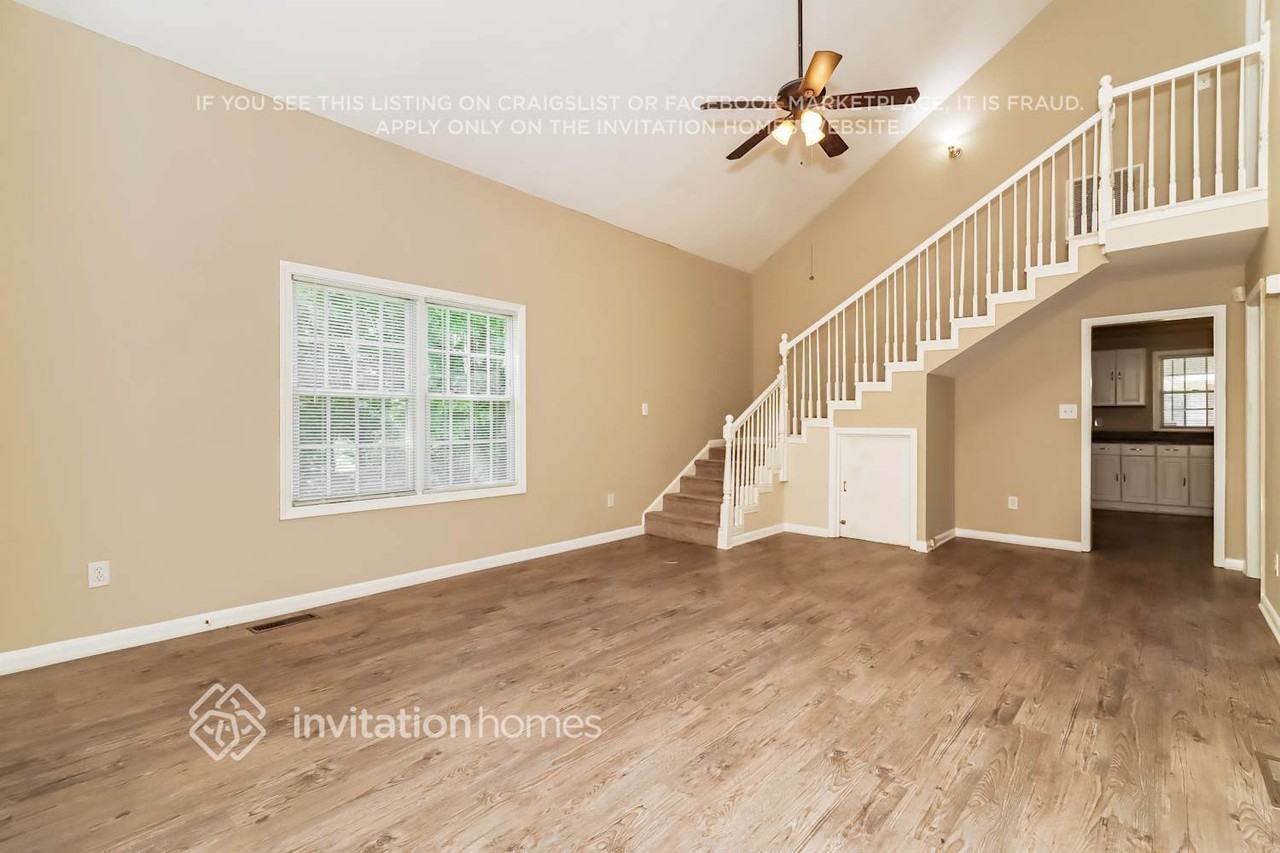 6323 Temple St - Photo 6 of 18