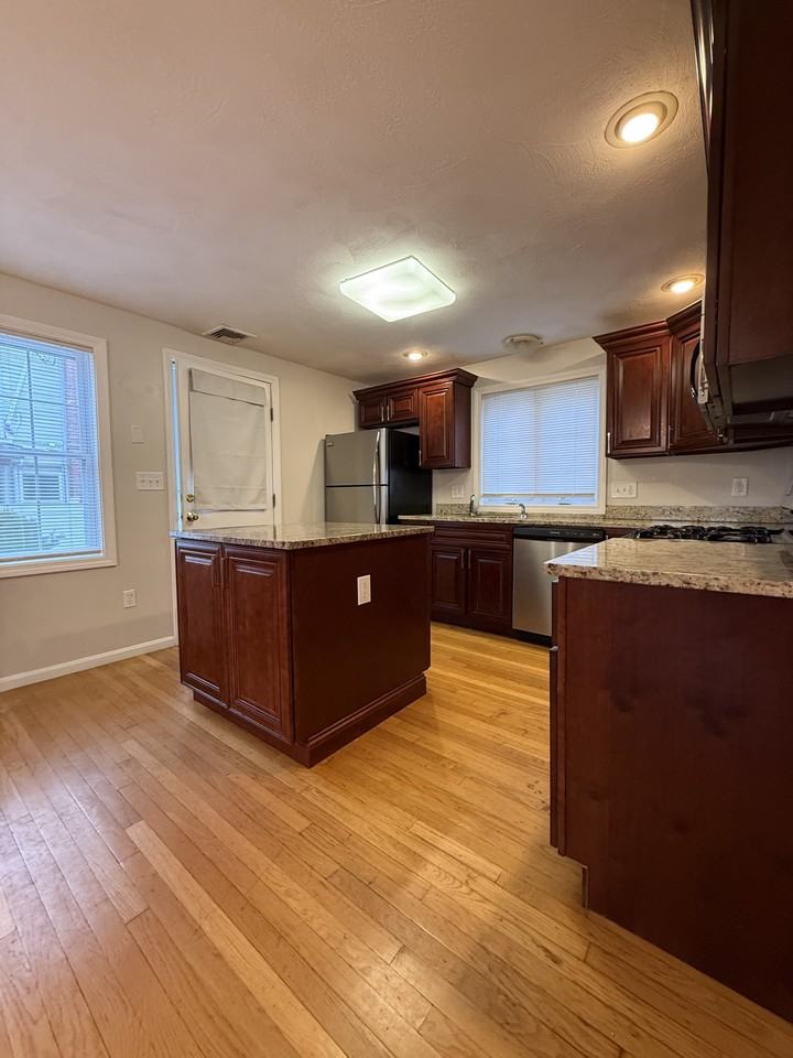 5 Kensington Park #1 - Photo 3 of 29