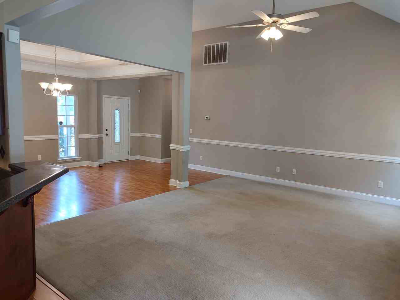 138 Woodlard - Photo 4 of 11