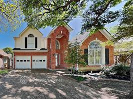 featured image of 808 Olde Towne Dr