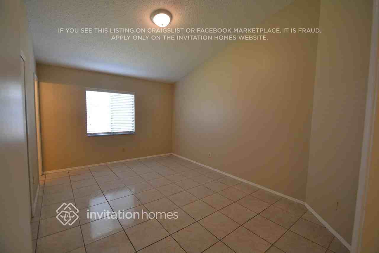 155 Pinewood Cir - Photo 6 of 12