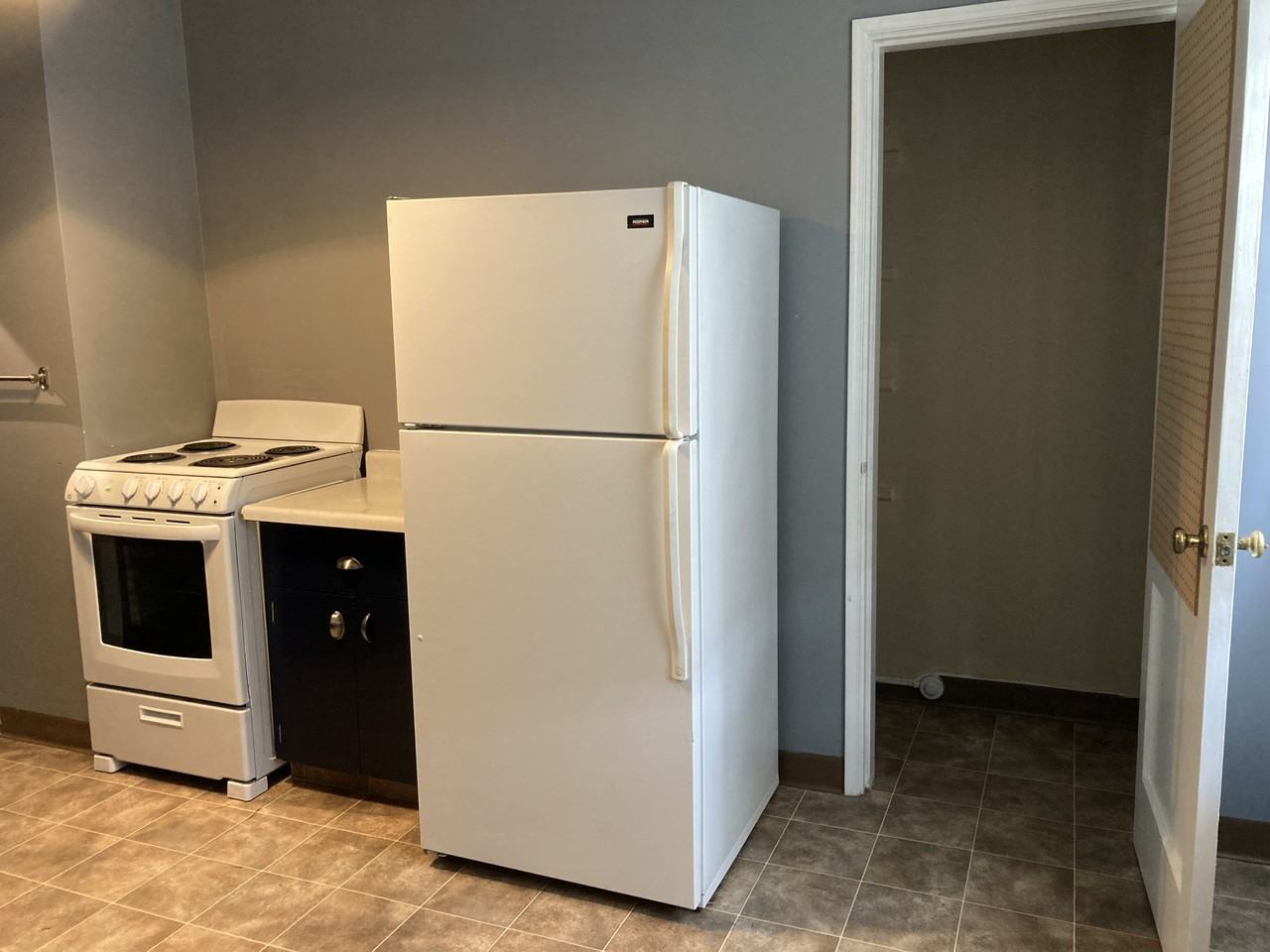 The Huntington Apartments - Photo 3 of 13