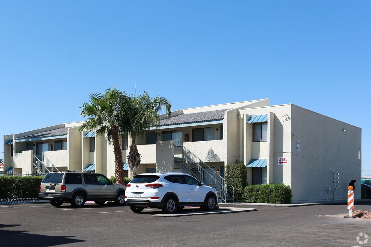 Eastgate Apartments - Photo 2 of 4