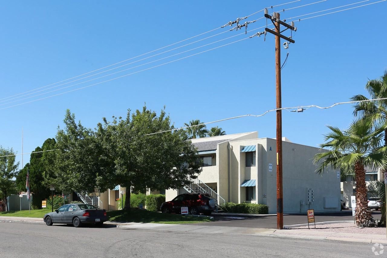 Eastgate Apartments - Photo 4 of 4