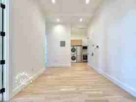 355 Grove St #1B - Photo 1 of 1