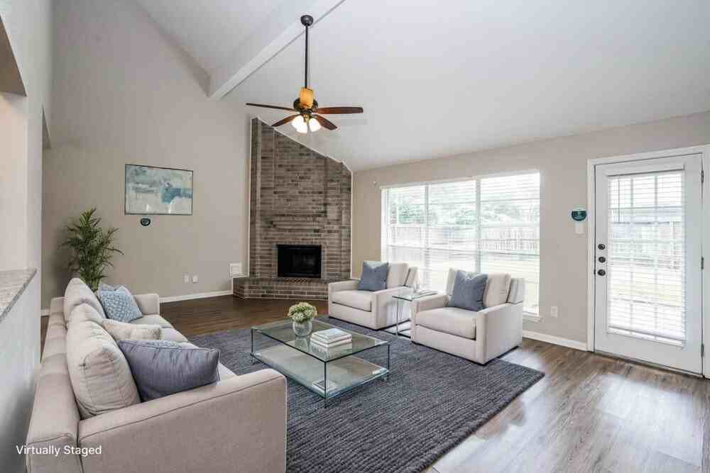 3542 Lindenfield Dr - Photo 5 of 20