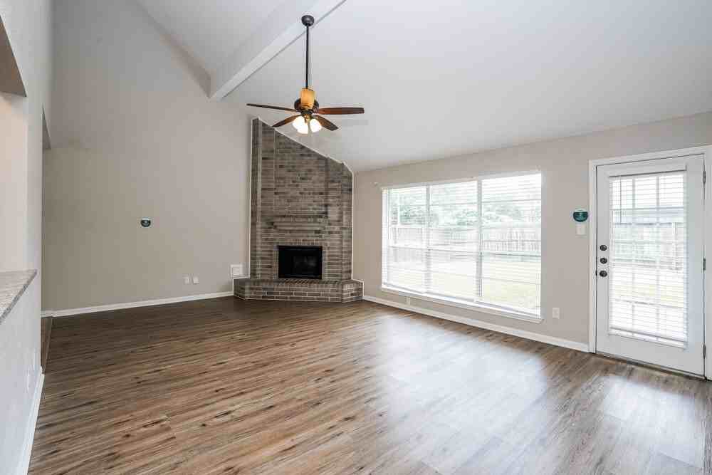 3542 Lindenfield Dr - Photo 6 of 20