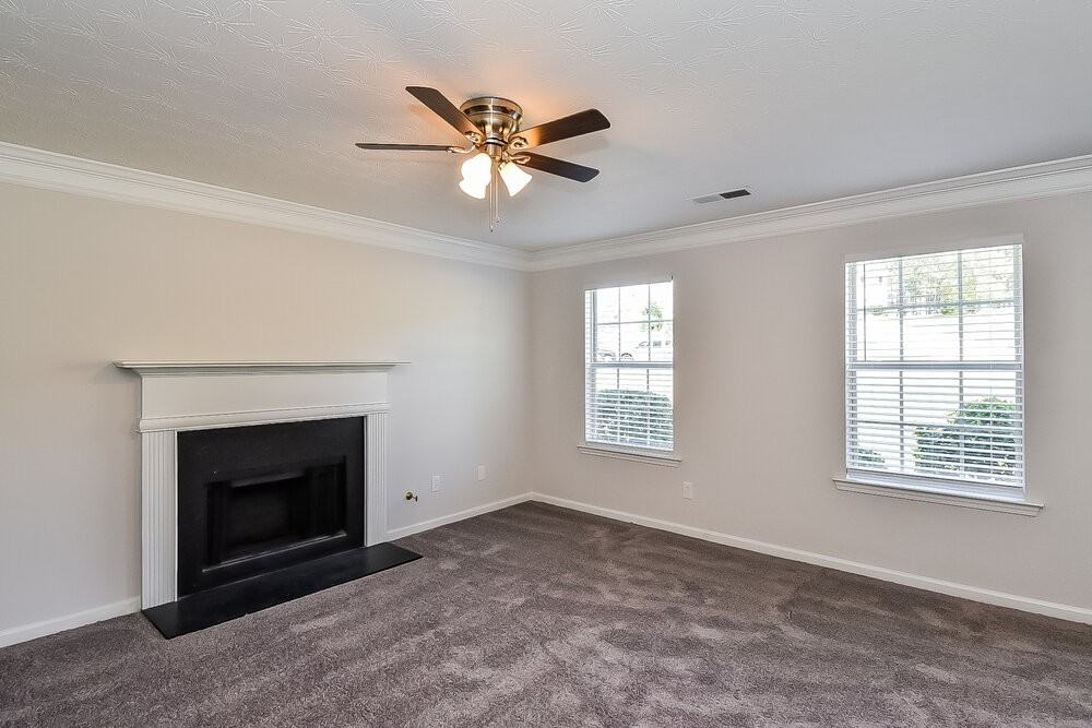 512 Tori Ct - Photo 4 of 17