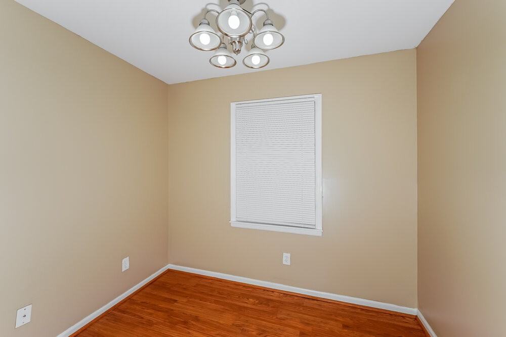 1700 Serene Dr - Photo 5 of 17