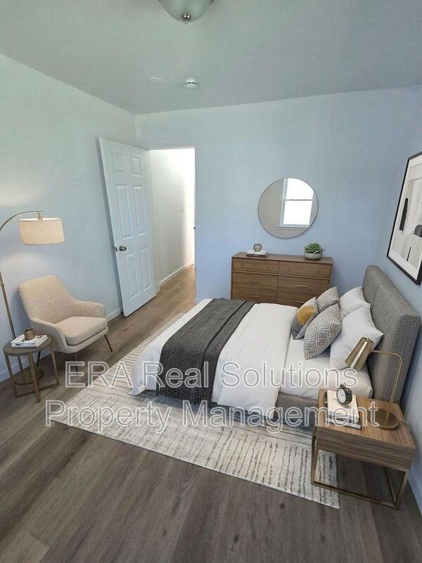 1665 Elaine Rd - Photo 4 of 17