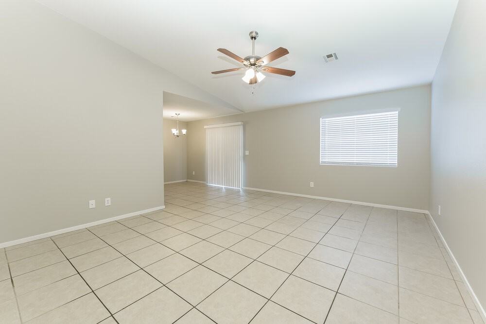 3009 Honeysuckle Ave - Photo 2 of 15