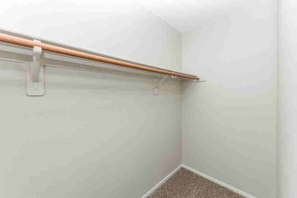 3009 Honeysuckle Ave - Photo 6 of 15