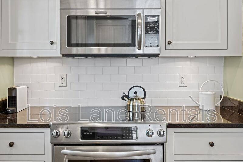 55 Gadsden St - Photo 7 of 20