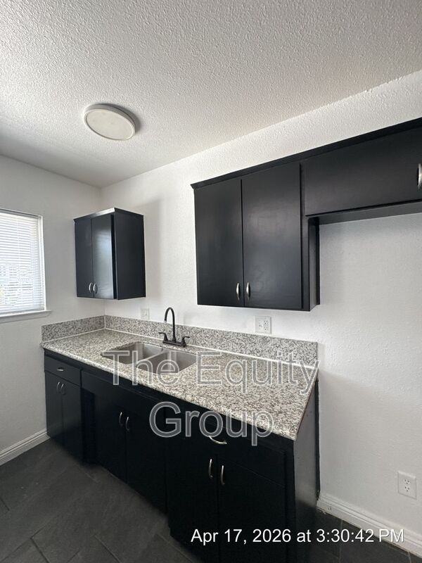 510 N Encina St #G - Photo 6 of 13