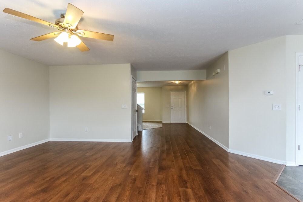 1685 Cedar Mill Dr - Photo 3 of 20