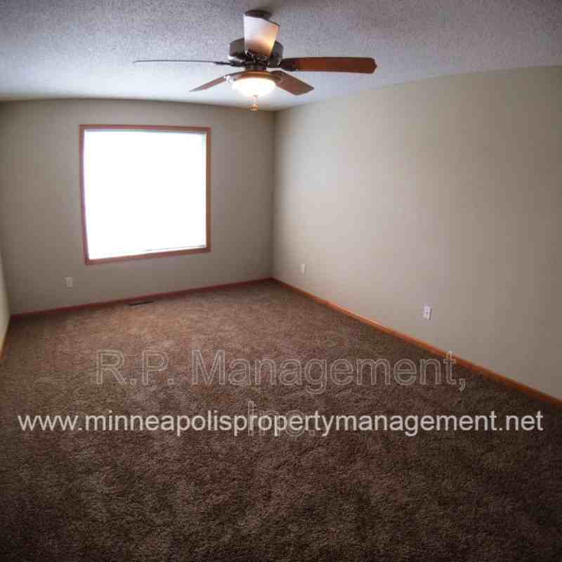 10800 Hawthorn Trl #F - Photo 7 of 13