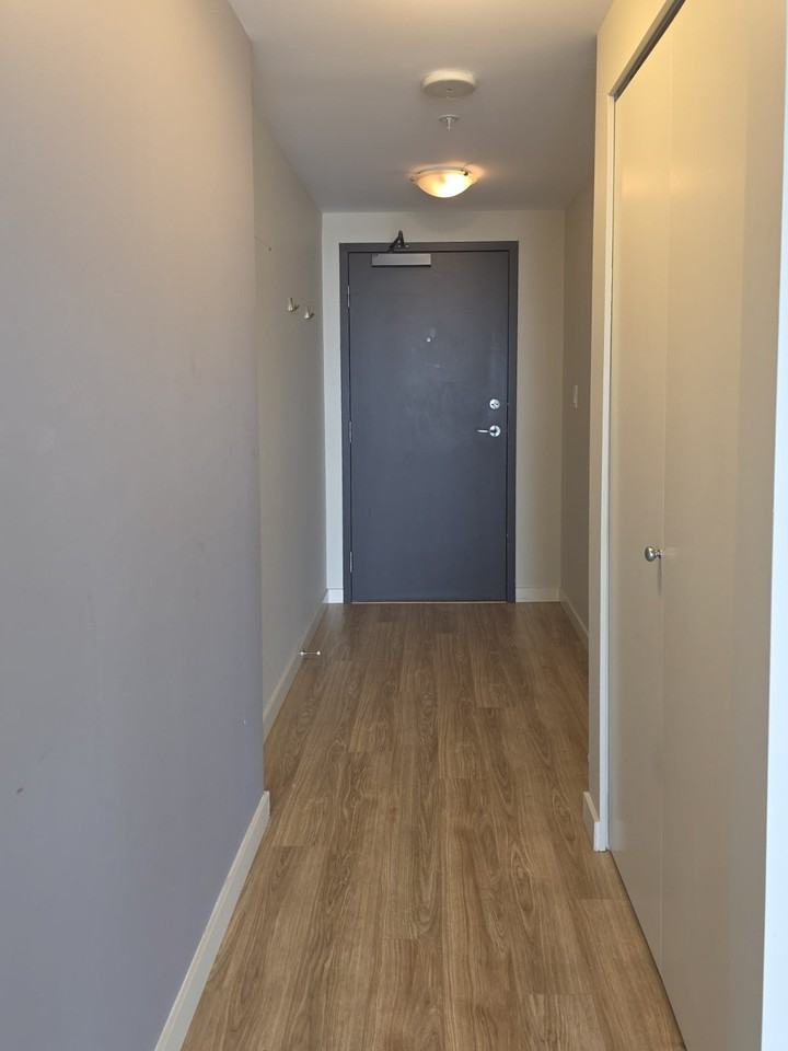 3333 Corvette Way #806 - Photo 6 of 11