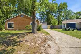 901 Vincent Ct - Photo 1 of 1