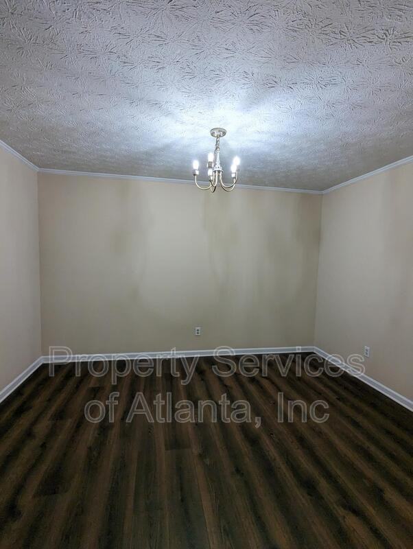 4512 Golf Vista Cir - Photo 3 of 24