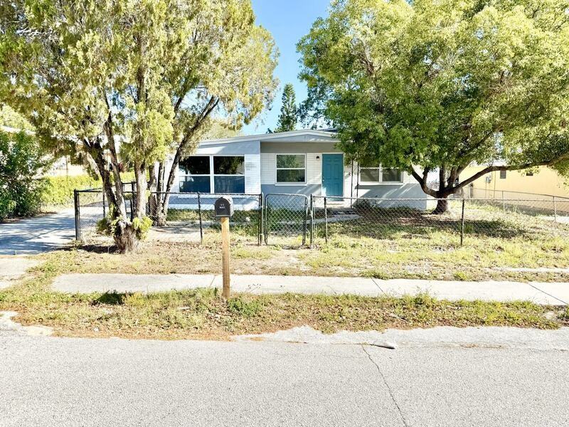 617 Pent St - Photo 3 of 50