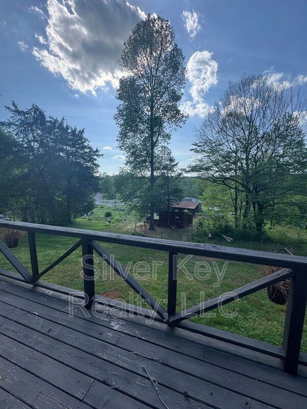 758 County Rd - Photo 5 of 23