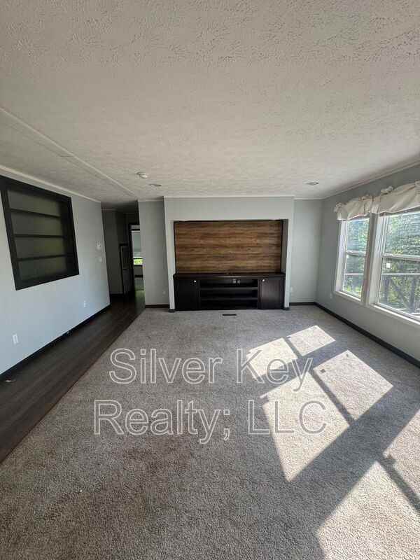 758 County Rd - Photo 7 of 23