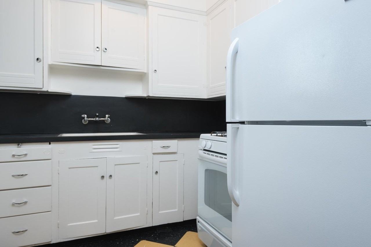 5630 Ne Sandycrest Ter - Photo 7 of 30