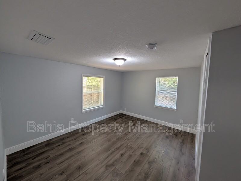 1608 E New Orleans Ave - Photo 6 of 15