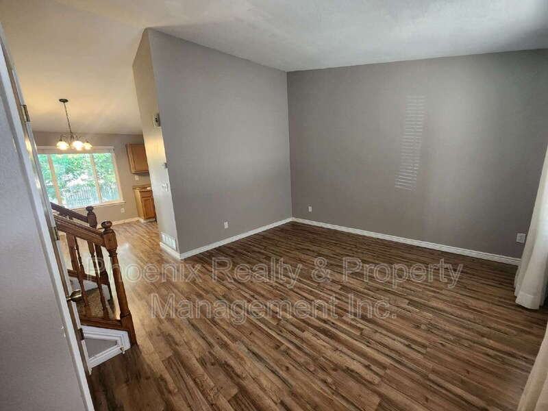 12637 Meade St - Photo 6 of 15