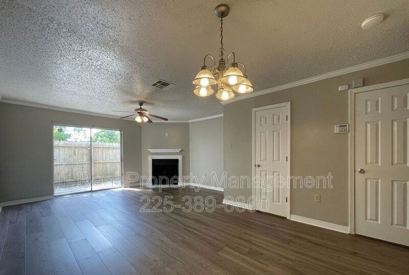 920 W Tony St #12D - Photo 3 of 16