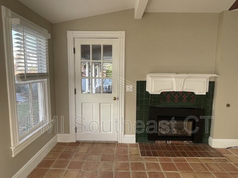 26 Academy Ln - Photo 7 of 29