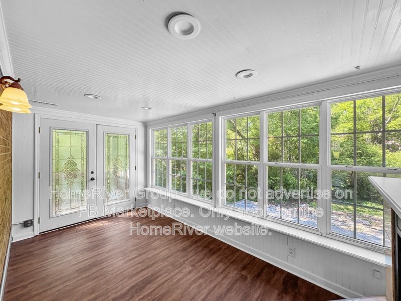 819 Asterwood Dr #B - Photo 3 of 21