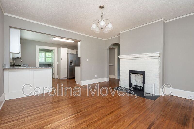 306 Powell St - Photo 6 of 21