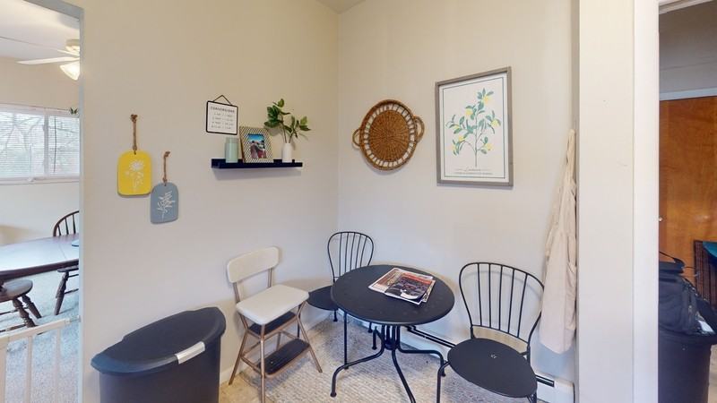 524 Bemidji Ct - Photo 4 of 13